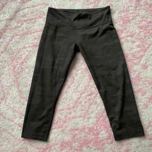 Lululemon army green Capri pants